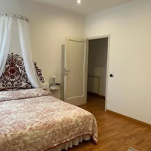 https://frida.it-tuscanyhotel.com