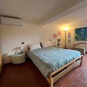 https://appartamento-incantevole-a-11km-da-forte-dei-marmi.it-tuscanyhotel.com